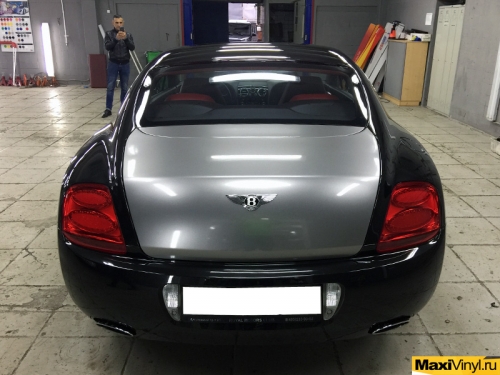  Оклейка пленкой капота, решетки радиатора, заднего спойлера и крышки багажника на Bentley Continental GT